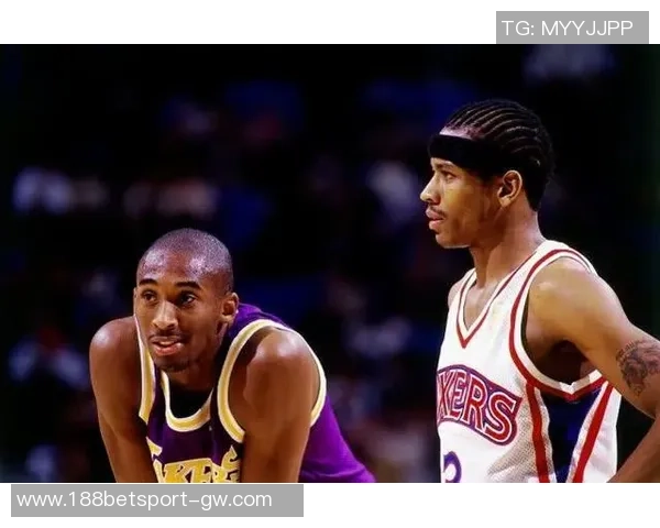 库里穿艾弗森签名鞋引热议艾弗森幽默回应称赞那个男人 库里穿艾弗森签名鞋引热议艾弗森幽默回应称赞那个男人