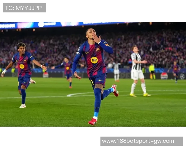 世体晒巴萨拉菲尼亚数据分析167场67球50助攻上赛季表现惊艳34球22助